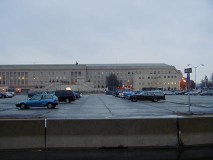 Pentagon (pan 2)<br>Location: <a href="https://www.google.com/maps/search/?api=1&query=38.86747,-77.05821" target="_new">The Pentagon</a>